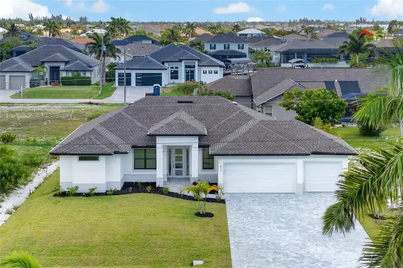 817 Nw 38th Pl, FL