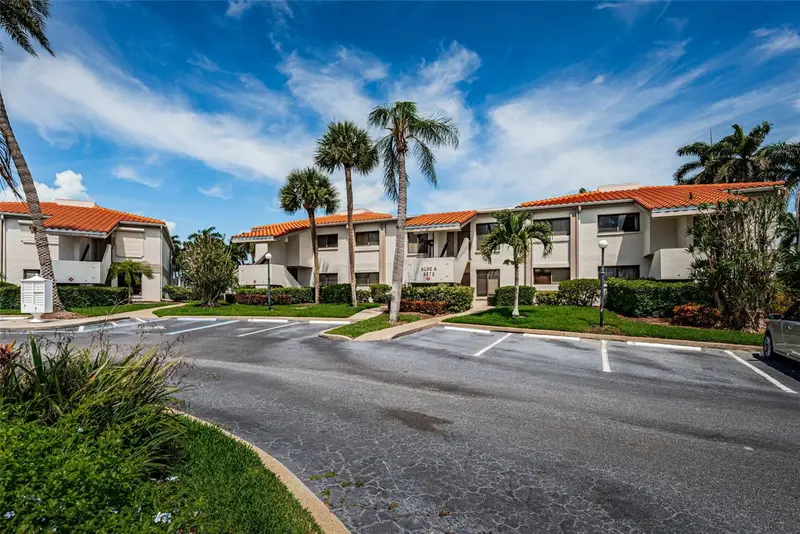 6273 Bahia Del Mar Blvd #116, FL