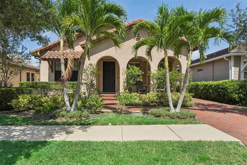 6149 Yeats Manor Dr, FL