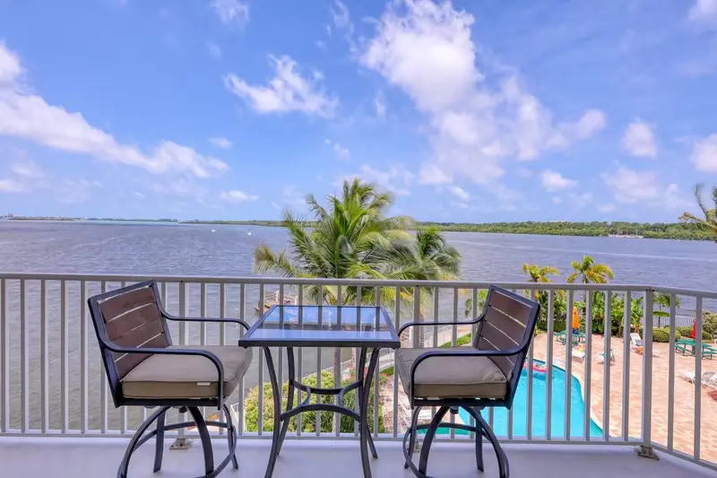 8800 Bay Pines Blvd #212, FL