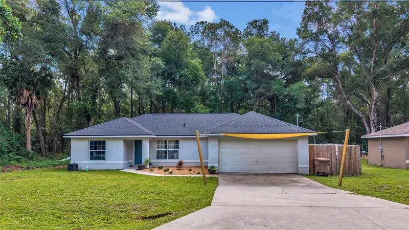 9 Sequoia Loop Ln, FL