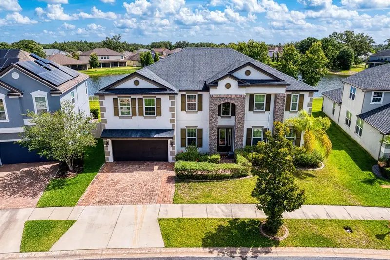 10506 Alcon Blue Dr, FL