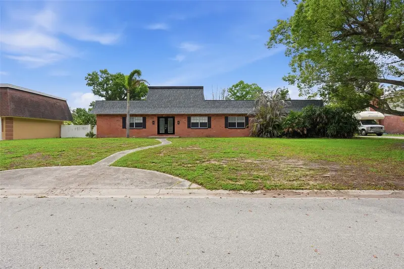 1303 Wallwood Dr, FL