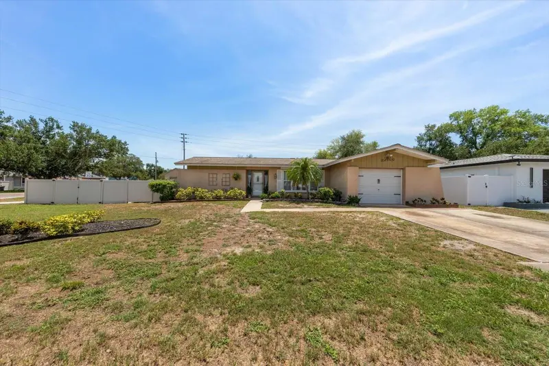 13720 94th Ave, FL