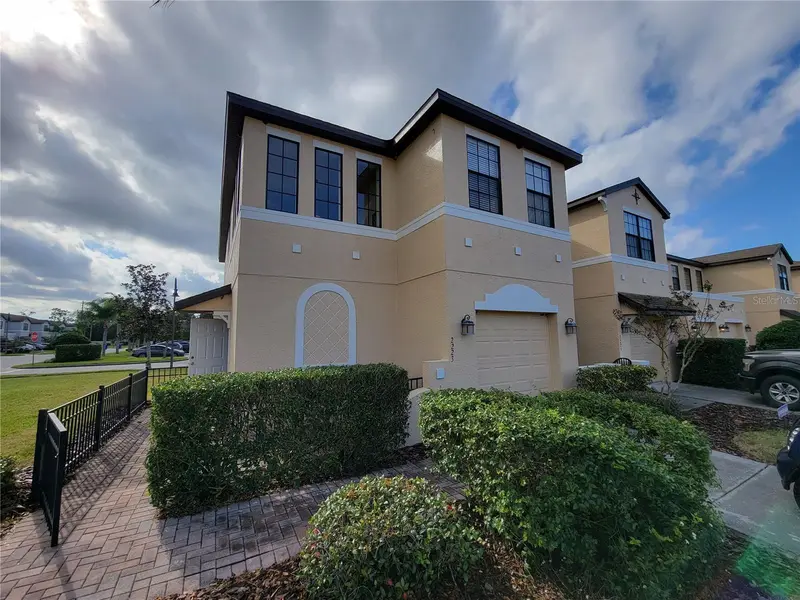 2223 Seven Oaks Dr, FL