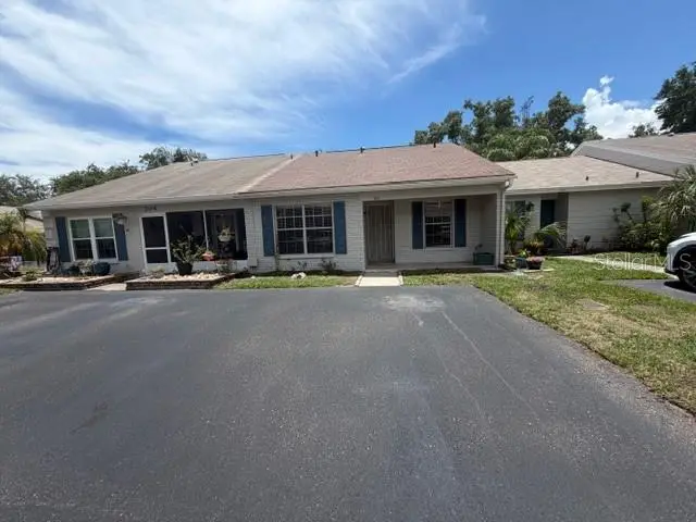 300 Kent Pl, FL