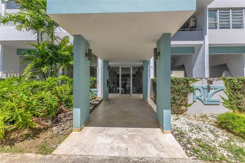 14 Calle Marseilles, PR