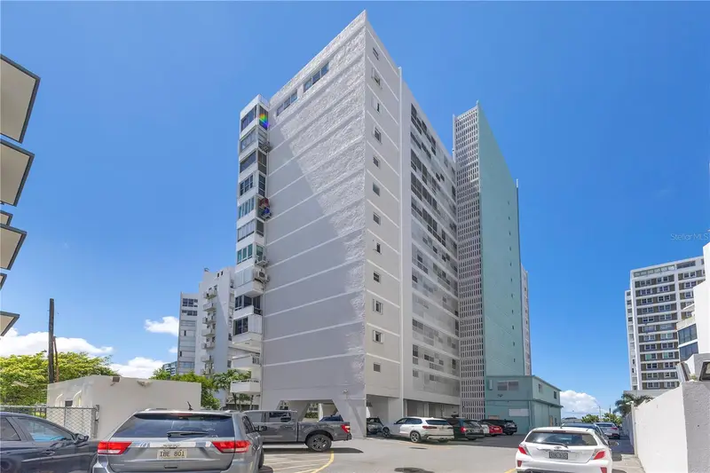14 Calle Marseilles, PR