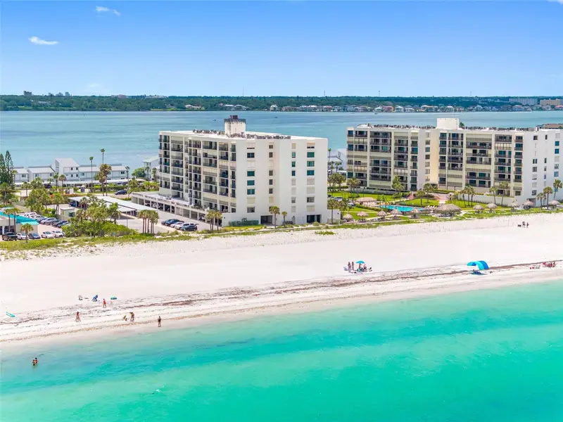 1400 Gulf Blvd #409, FL
