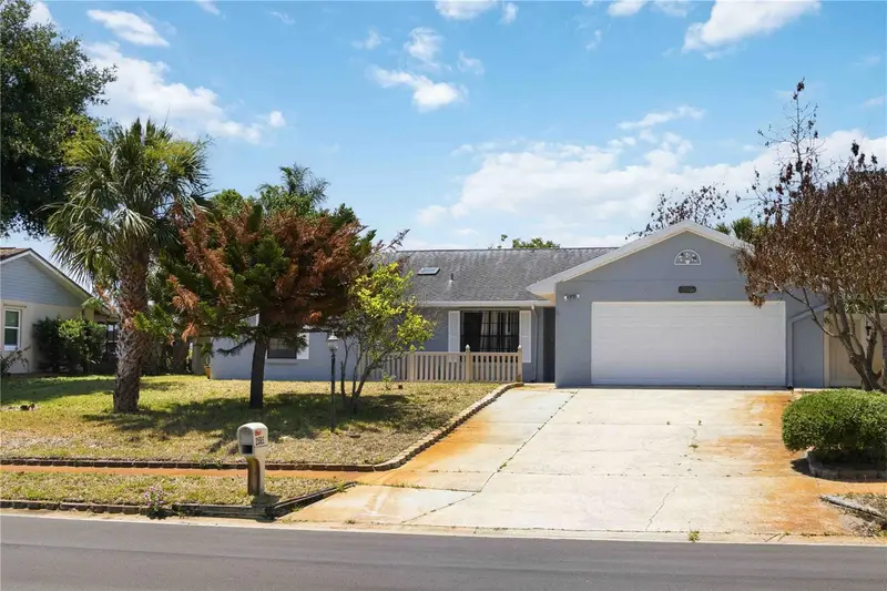 2595 White Oak Ln, FL