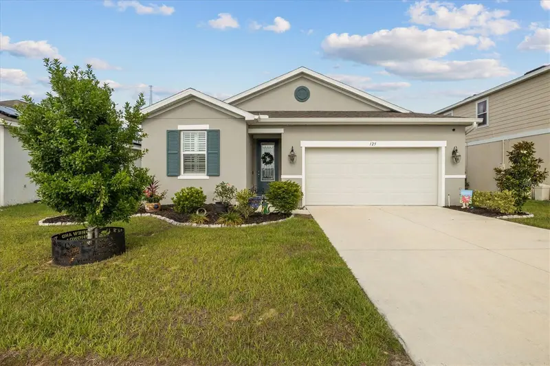 125 Crestview Ln, FL