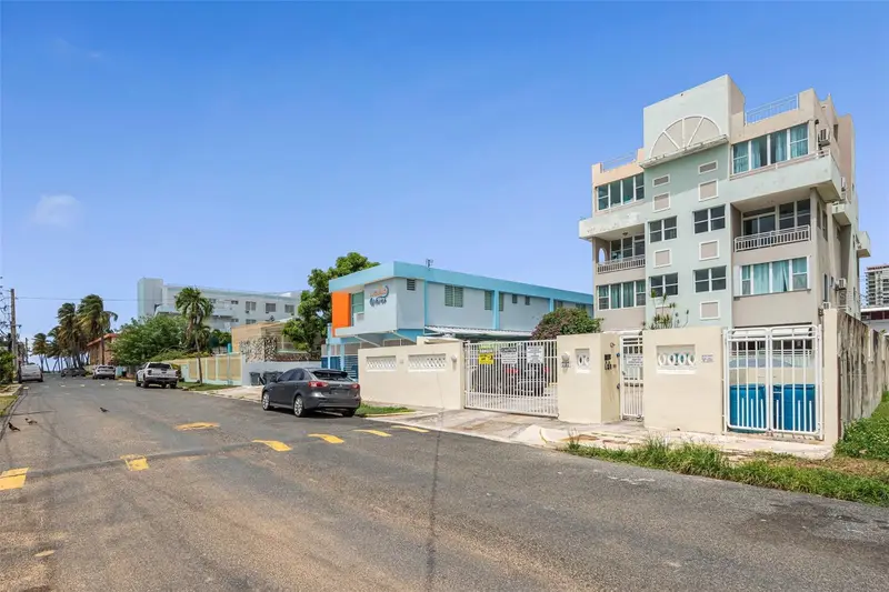 Cond. Montemar 101, Ocean Drive #101, PR