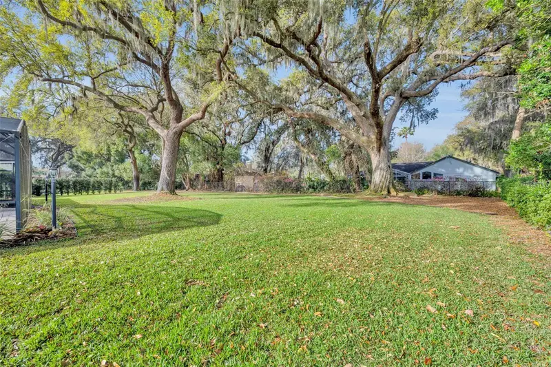 3158 Whisper Wind Dr, FL