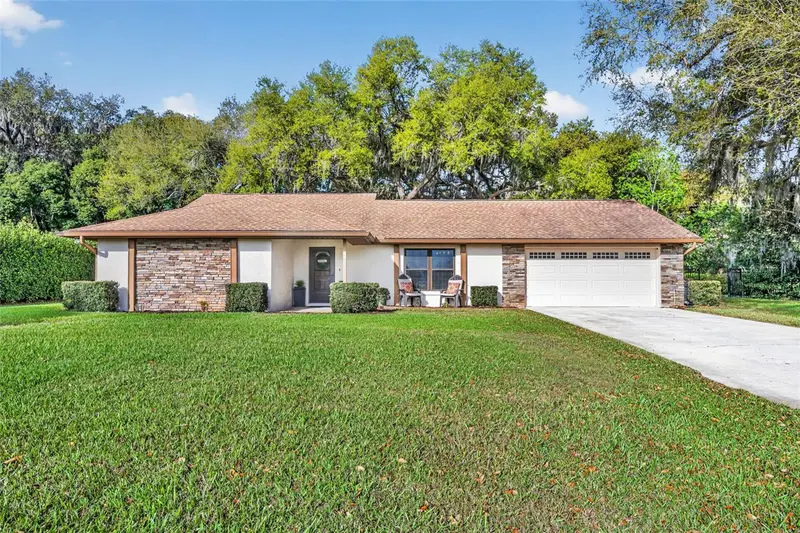 3158 Whisper Wind Dr, FL