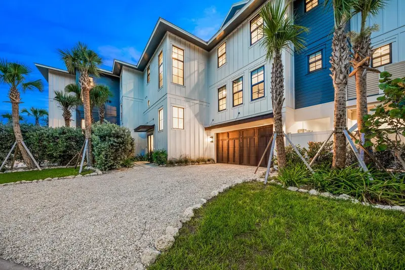 Sarasota, FL