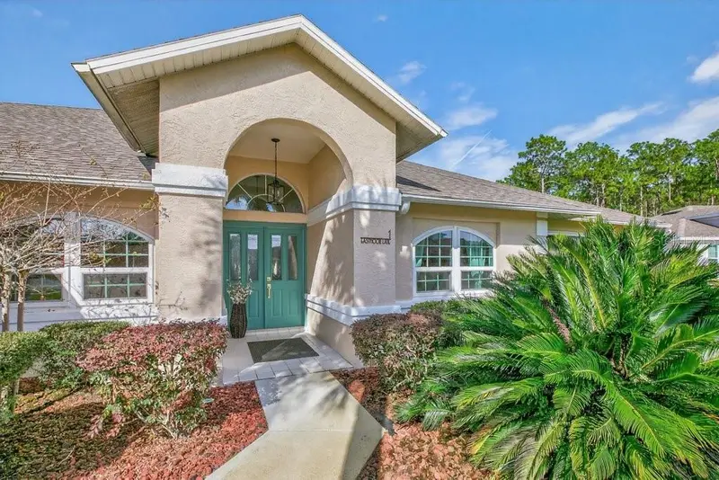 1 Eastmoor Ln, FL
