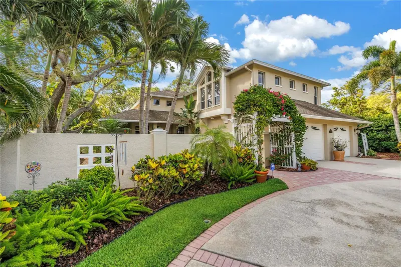 2269 Kent Dr, FL