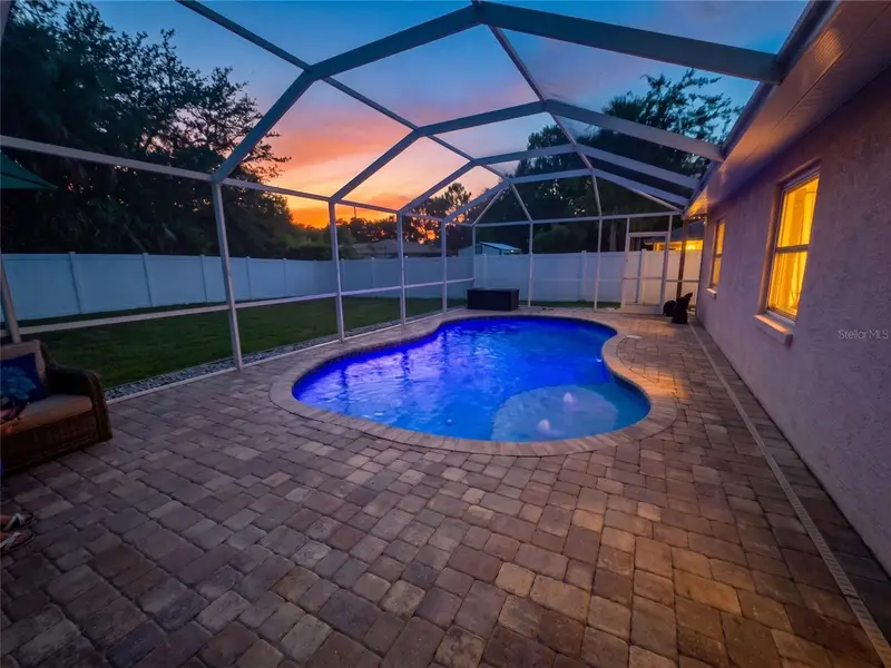 5 Burton Pl, FL