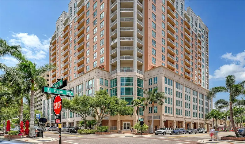 1350 Main St #1407, FL