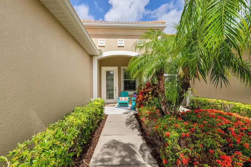 10925 Lerwick Cir, FL