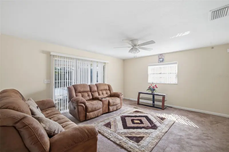 4449 Tarpon Dr, FL