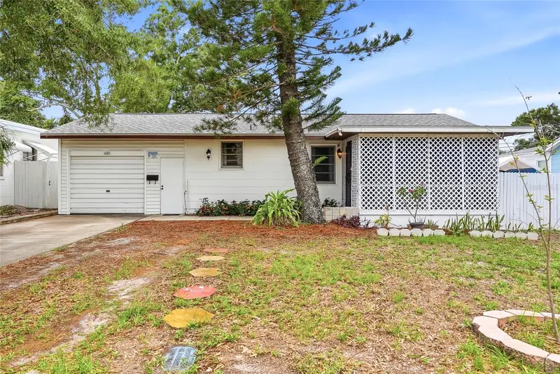 1433 De Leon St, FL