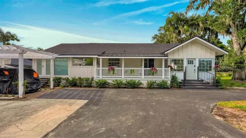 1099 Grove Ave, FL