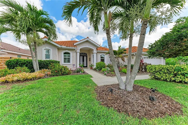 4471 Mcintosh Lake Ave, FL