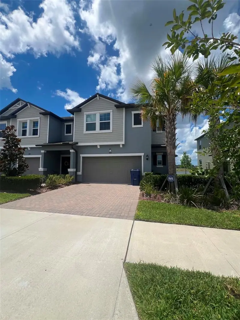 8845 Gallantree Pl, FL