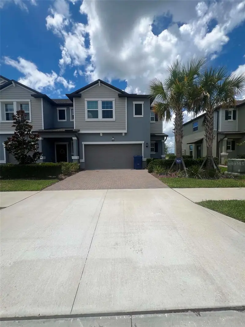 8845 Gallantree Pl, FL