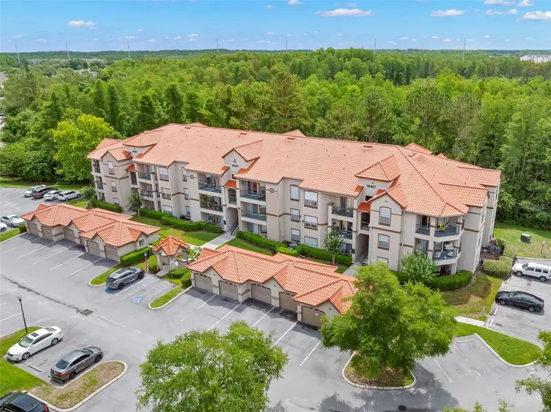 18107 Peregrines Perch Pl #6111, FL