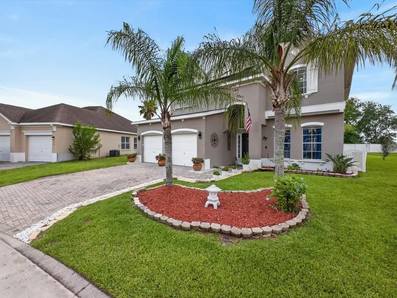 2596 Sand Hill Point Cir, FL