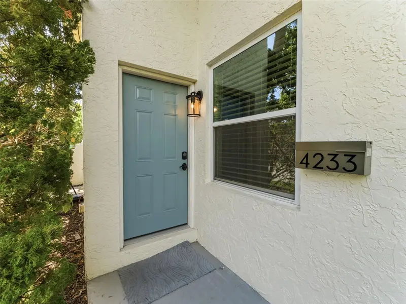 4233 La Sorrento Ct, FL