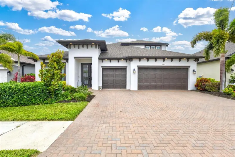 5516 Northern Juniper Ct, FL