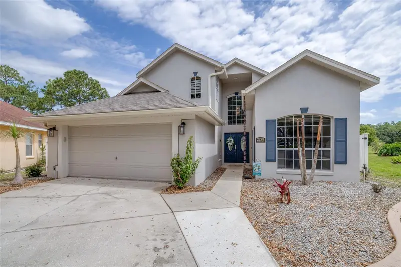 2239 Mallory Cir, FL
