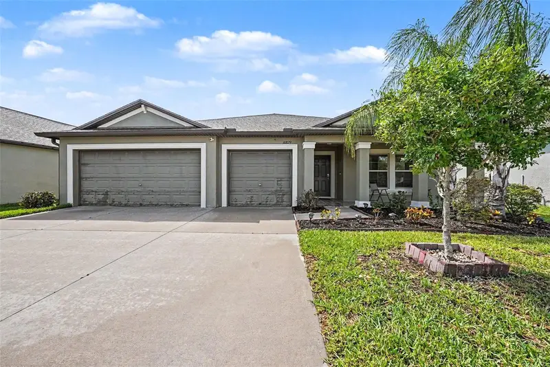 10829 Crushed Grape Dr, FL