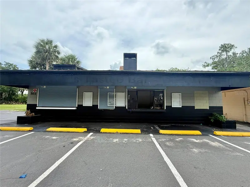 E Bates Ave, FL