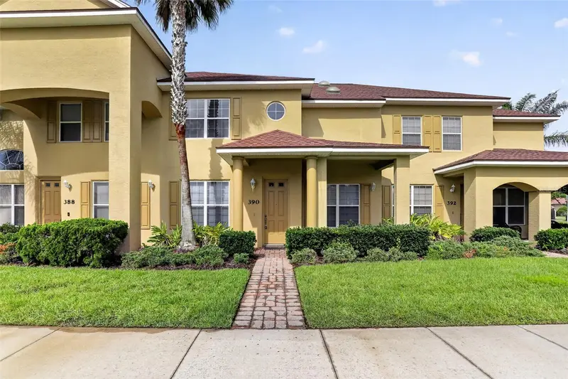 390 N Airport Rd, FL