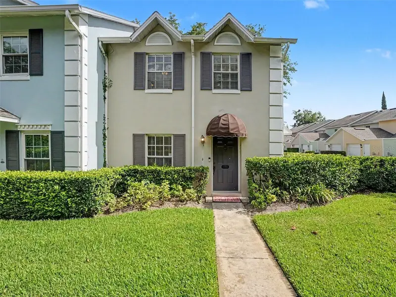 2711 E Church St, FL