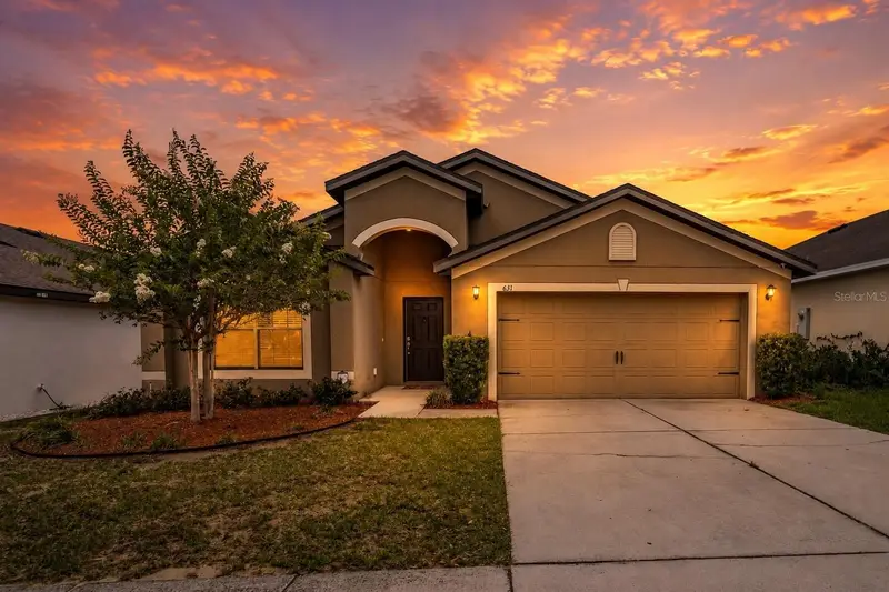 631 Swallowtail Dr, FL