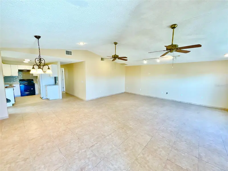3127 Corona Dr, FL
