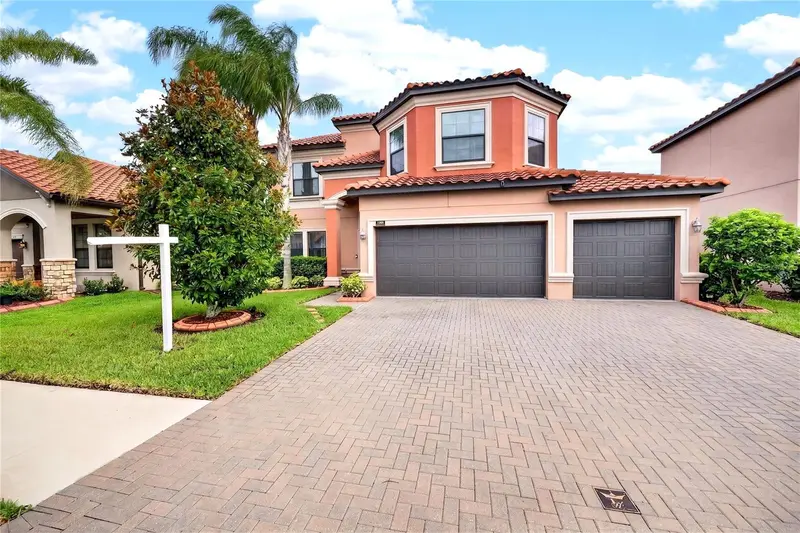 12005 Cinnamon Fern Dr, FL
