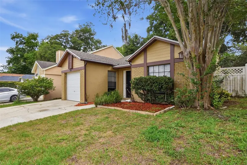 1183 Pin Oak Dr, FL