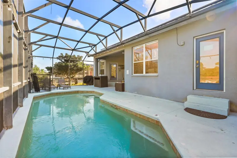 417 Wildflower Rd, FL