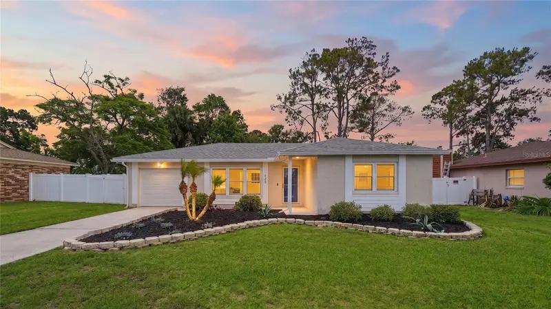 125 Bluefish Ave, FL