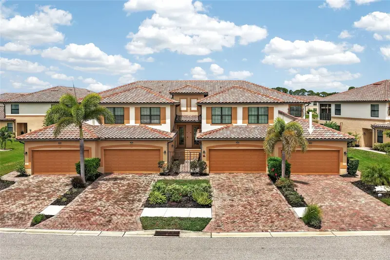 20151 Ragazza Cir E #102, FL