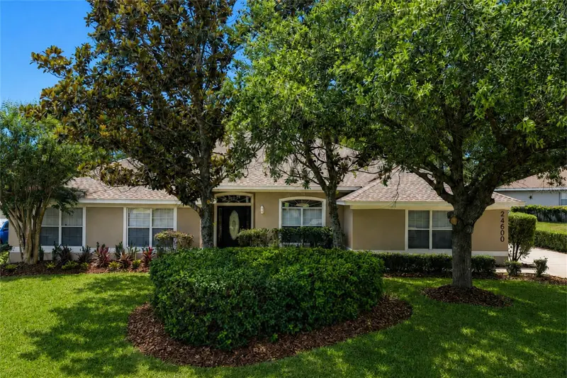 24600 Calusa Blvd, FL