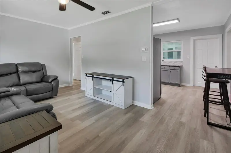503 Fairfield Ave, FL