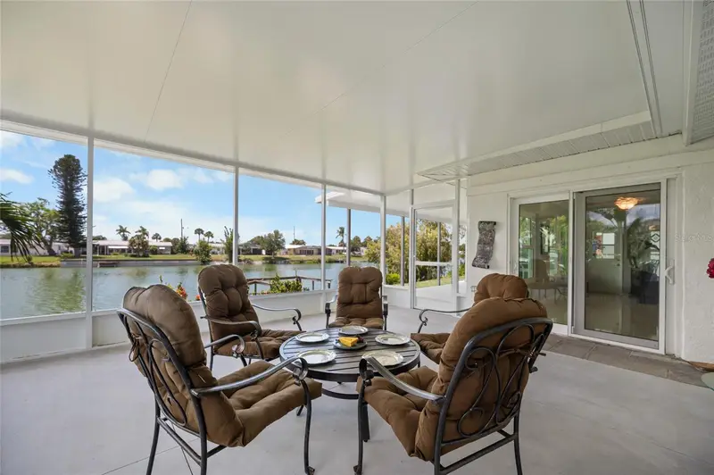 524 S Neponsit Dr, FL