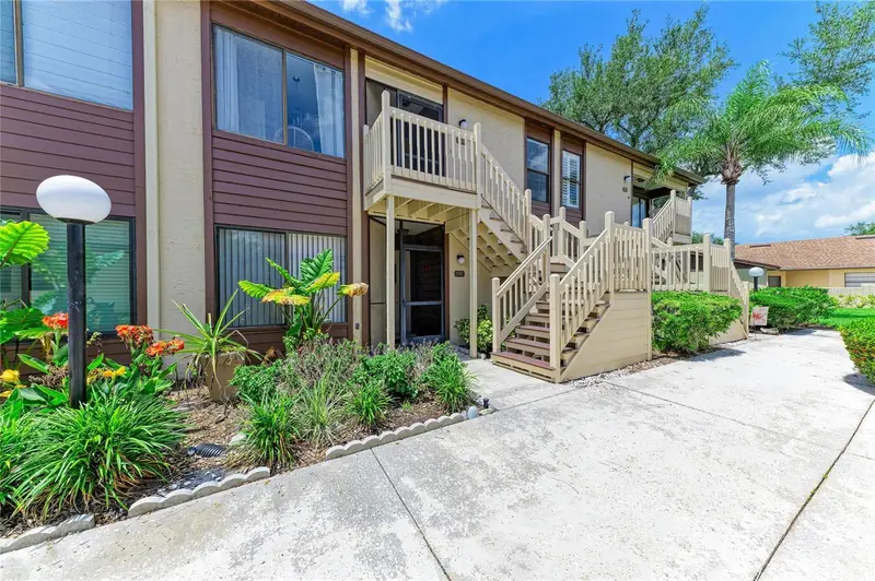5709 Avista Dr #5709, FL
